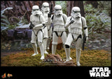 HOT TOYS 1/6 MMS736 STORMTROOPER WITH DEATHSTAR ENVIRONMENT