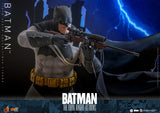 FIRST BATCH - HOT TOYS 1/6 BATMAN THE DARK KNIGHT RETURNS