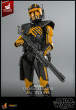 HOT TOYS 1/6 VGM58 UMBRA OPERATIVE ARC TROOPER - blaster rifile