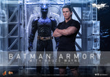 HOT TOYS 1/6 MMS702 BATMAN ARMORY WITH BRUCE WAYNE