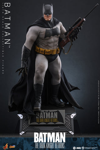 MAIN BATCH - HOT TOYS 1/6 BATMAN THE DARK KNIGHT RETURNS