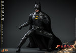 HOT TOYS 1/6 MMS712 BATMAN MODERN SUIT